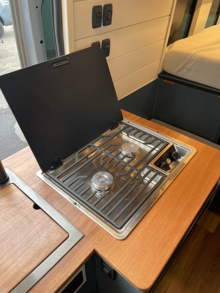 50EF1FD8-C28A-41B5-BE35-A0F3805044C1_1_105_c