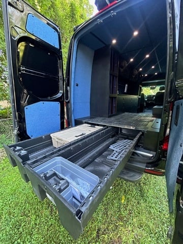 AC870DDF-AB00-467A-8AE1-1FE563EC3BF3_4_5005_c